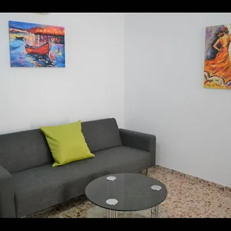 Exceptional Fully Refurbished 1 Bed Апартаменты